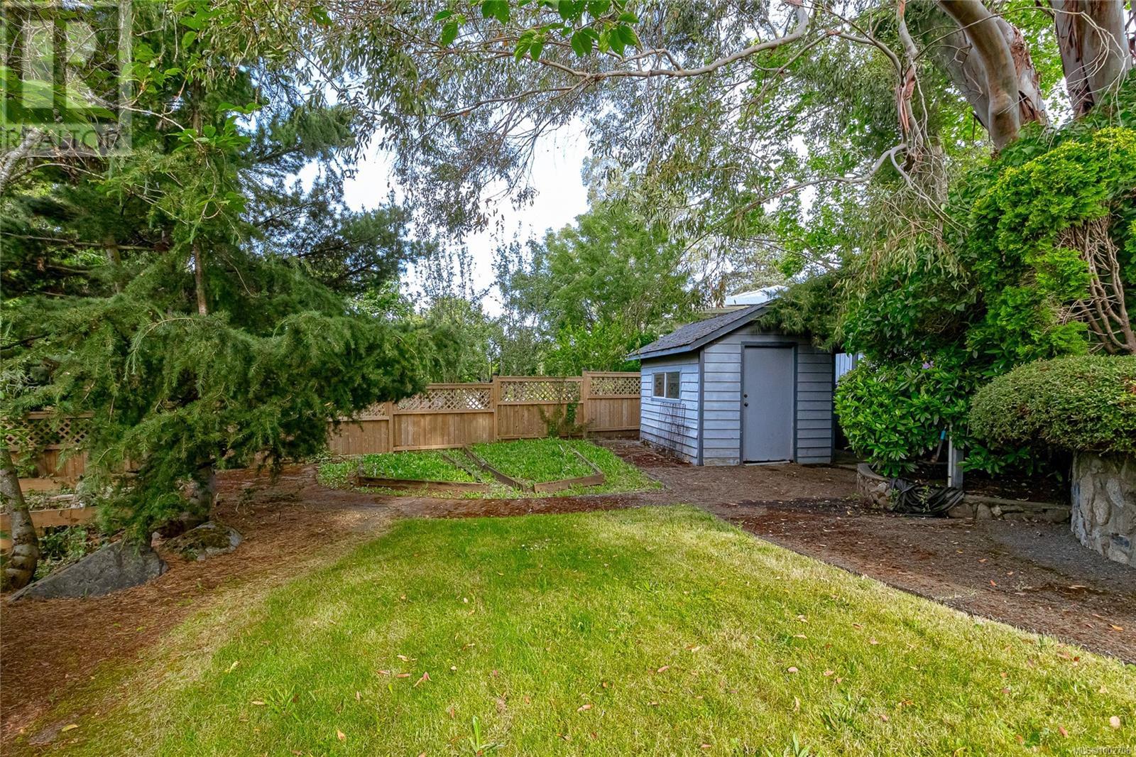 Photo 52 of 4301 Maltwood Close, Saanich BC