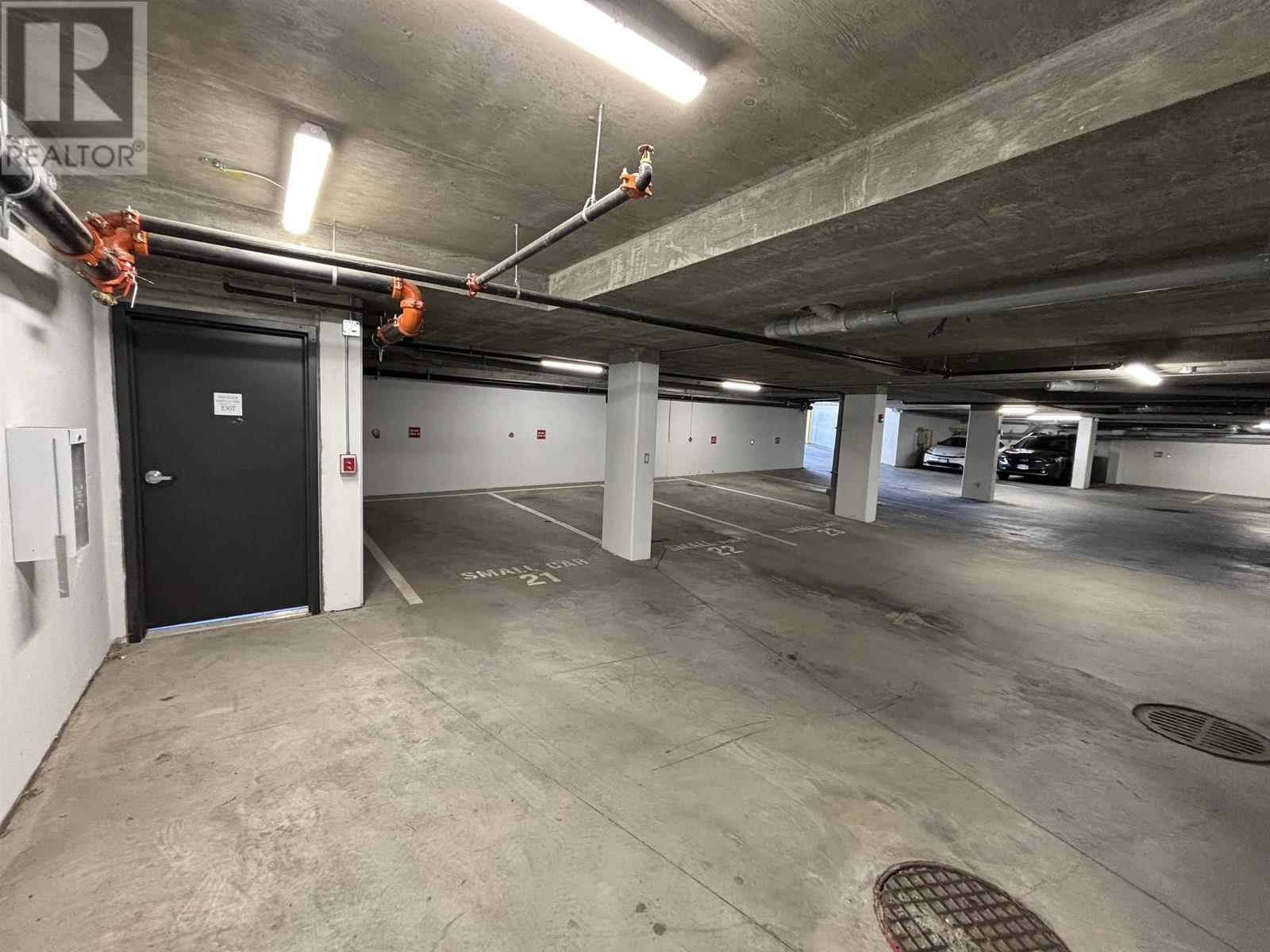 401 2331 KELLY AVENUE, Port Coquitlam