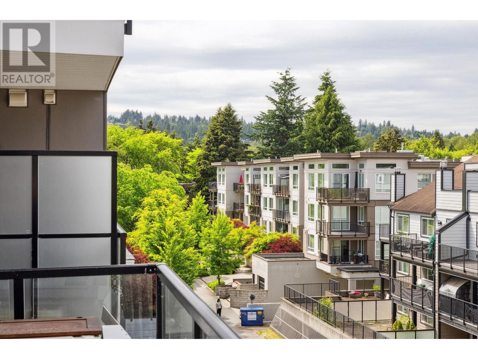 401 2331 KELLY AVENUE, Port Coquitlam