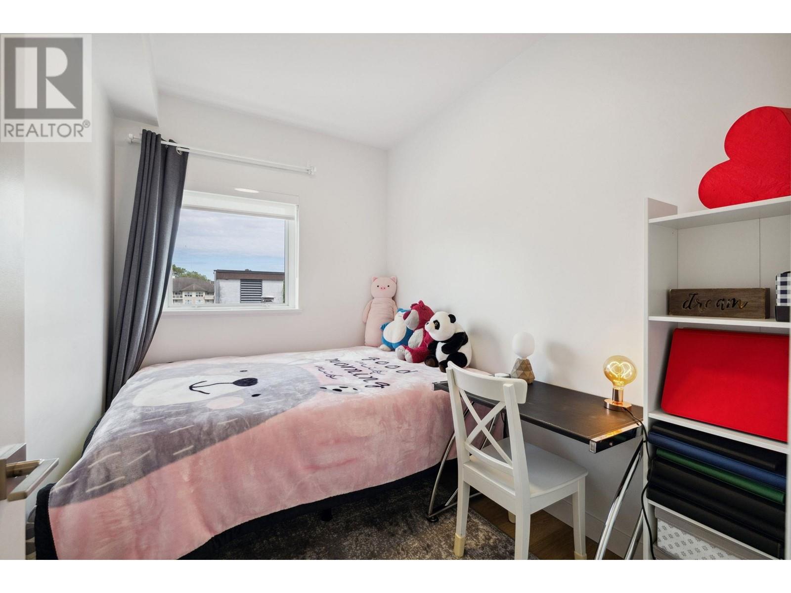 401 2331 KELLY AVENUE, Port Coquitlam