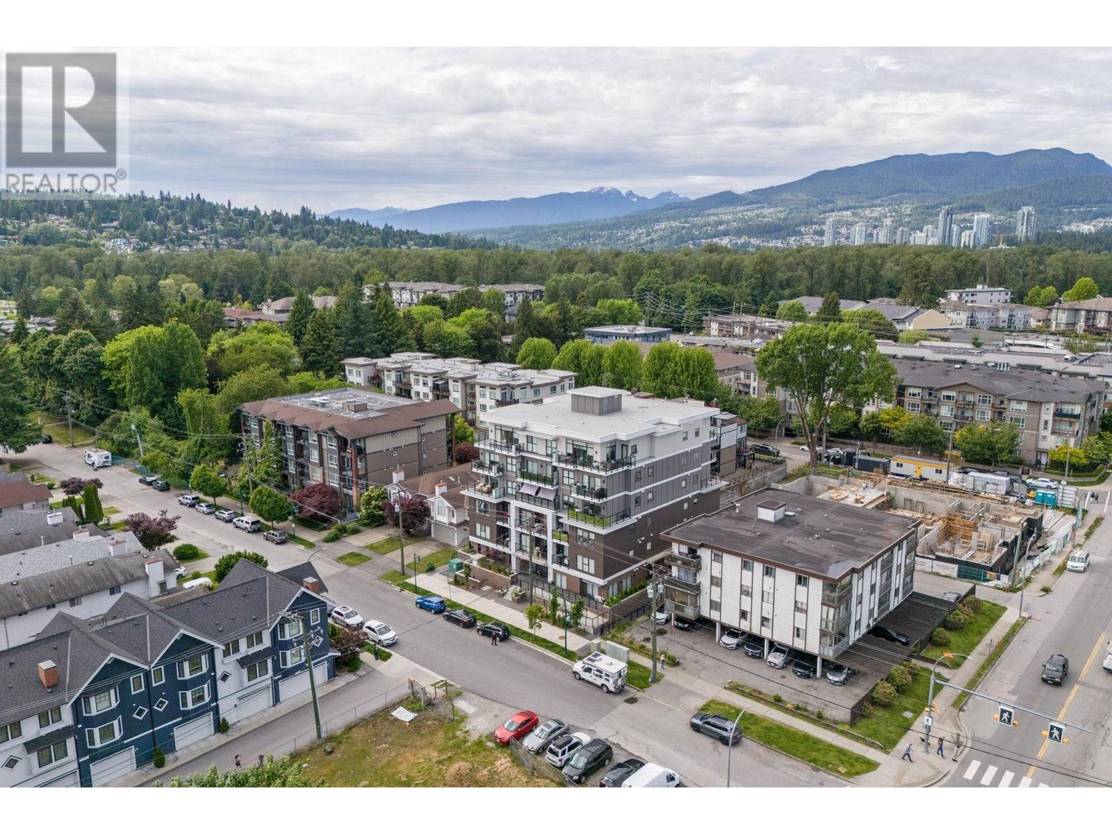 401 2331 KELLY AVENUE, Port Coquitlam