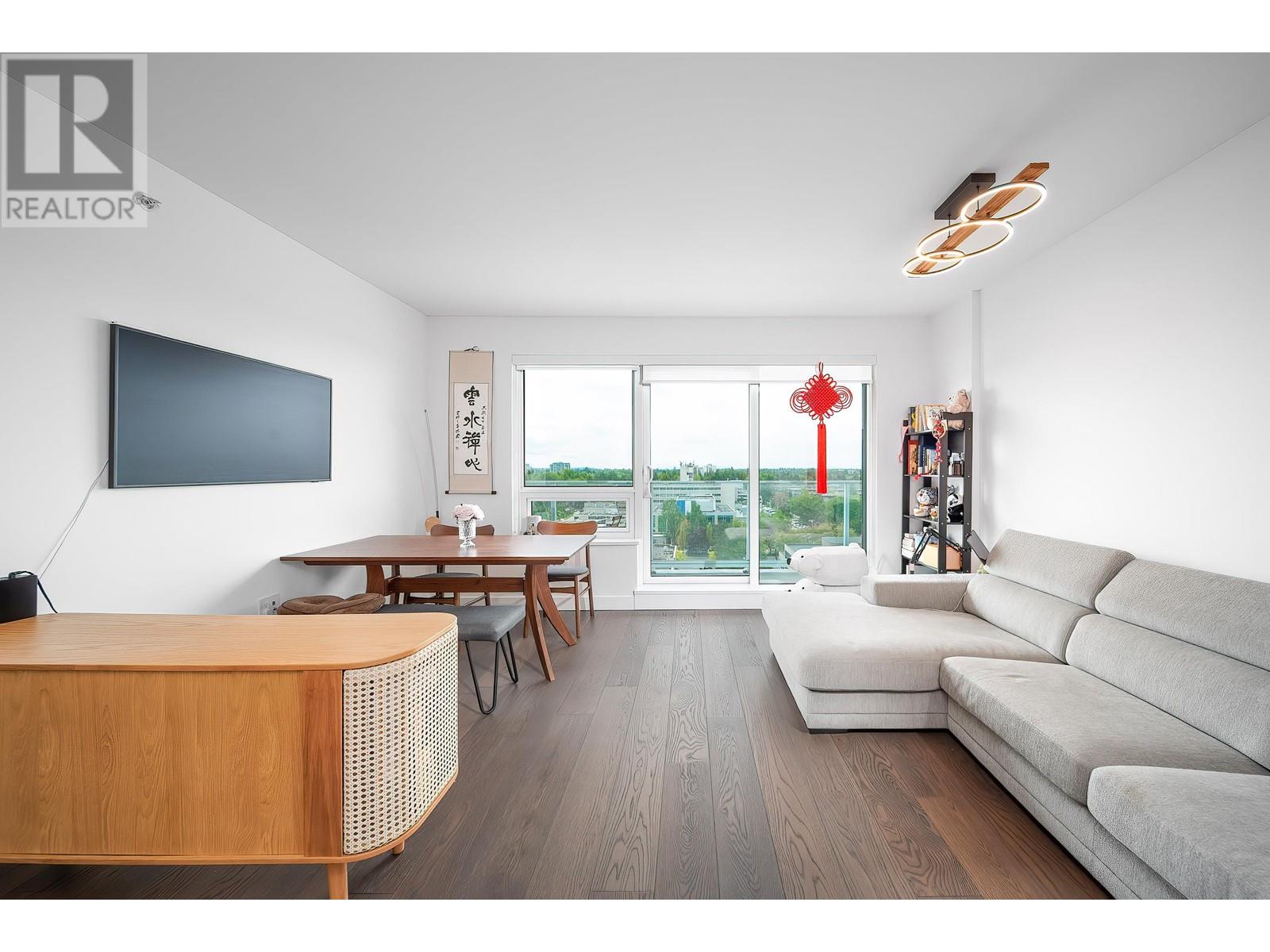 1207 5788 GILBERT Road - photo 2