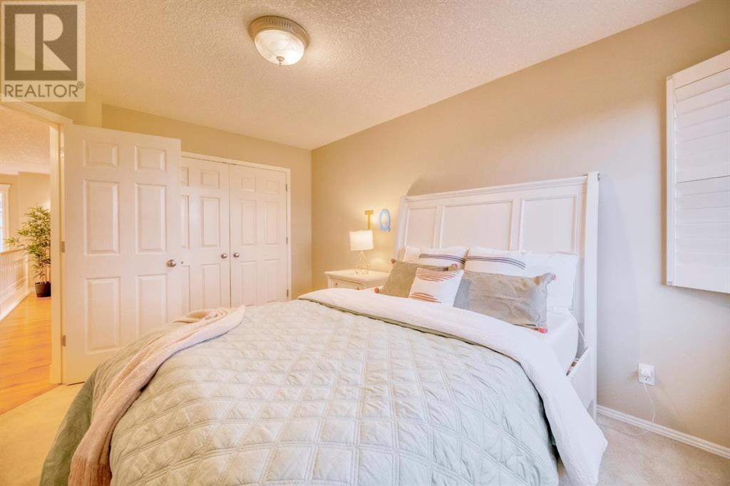 Single Family House for Sale in  Discovery Ridge Rise SW Discovery Ridge Calgary 
