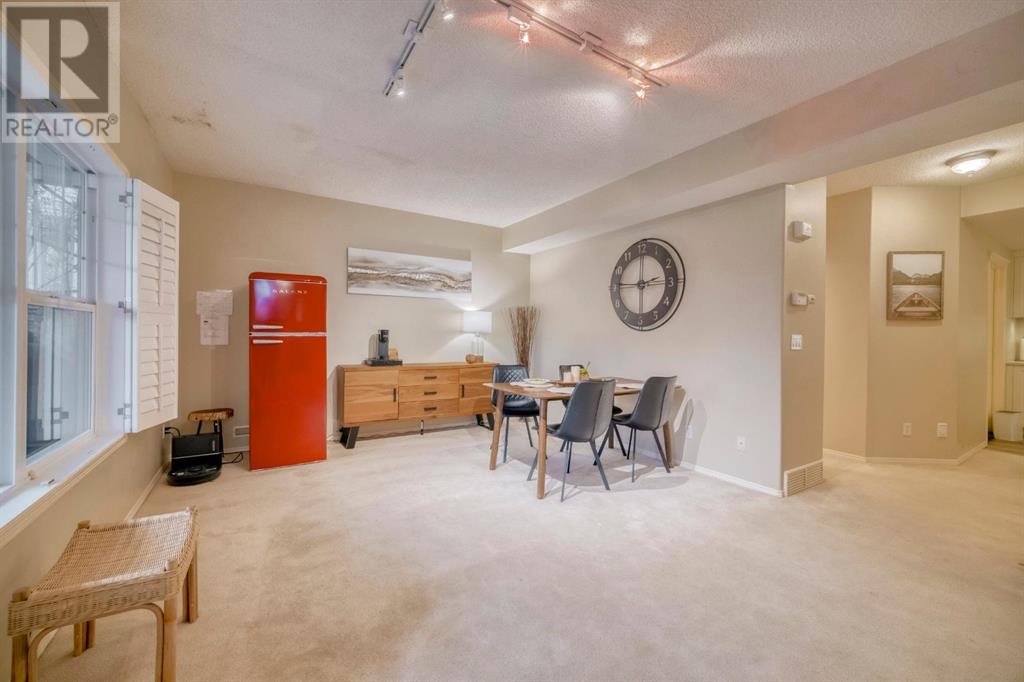 Single Family House for Sale in  Discovery Ridge Rise SW Discovery Ridge Calgary 