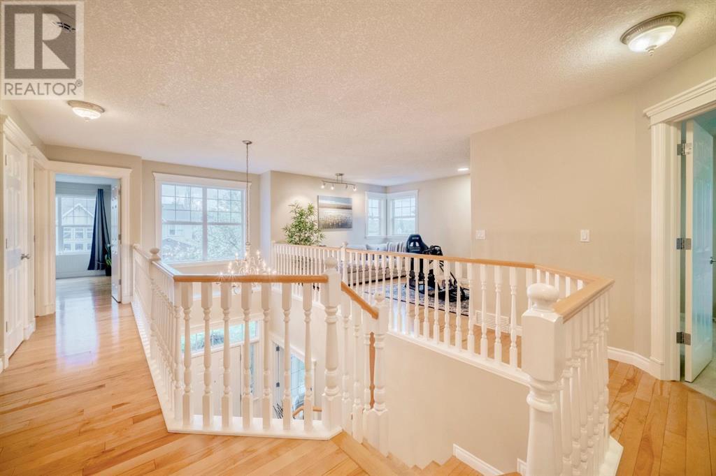 Single Family House for Sale in  Discovery Ridge Rise SW Discovery Ridge Calgary 