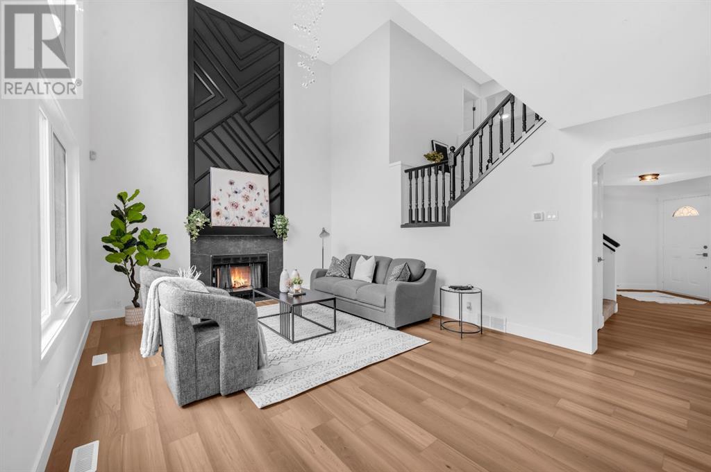 Single Family House for Sale in  Macewan Park Green NW MacEwan Glen Calgary 