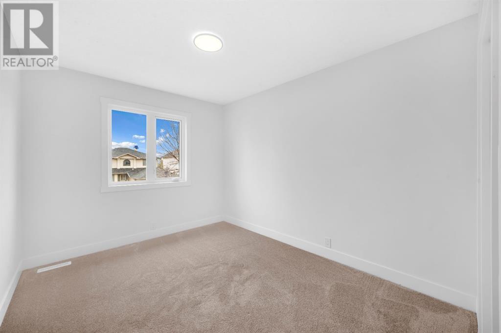 Single Family House for Sale in  Macewan Park Green NW MacEwan Glen Calgary 