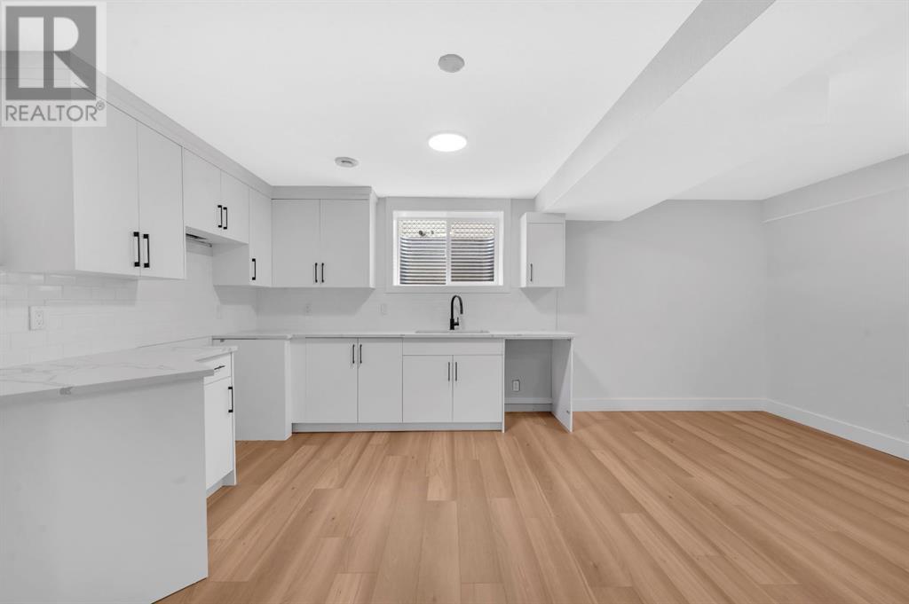 Single Family House for Sale in  Macewan Park Green NW MacEwan Glen Calgary 