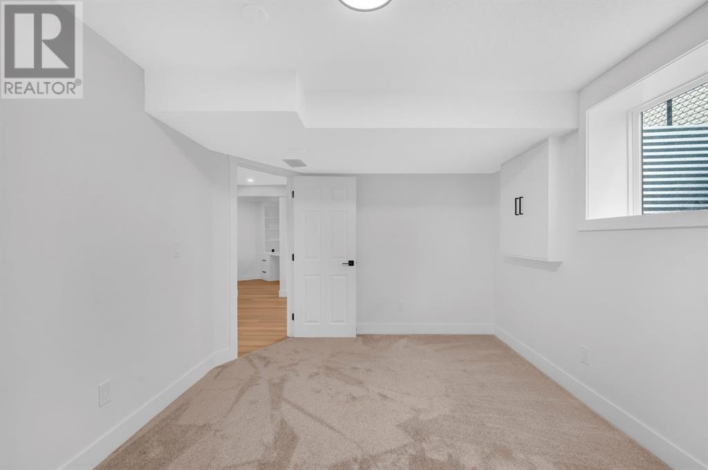 Single Family House for Sale in  Macewan Park Green NW MacEwan Glen Calgary 
