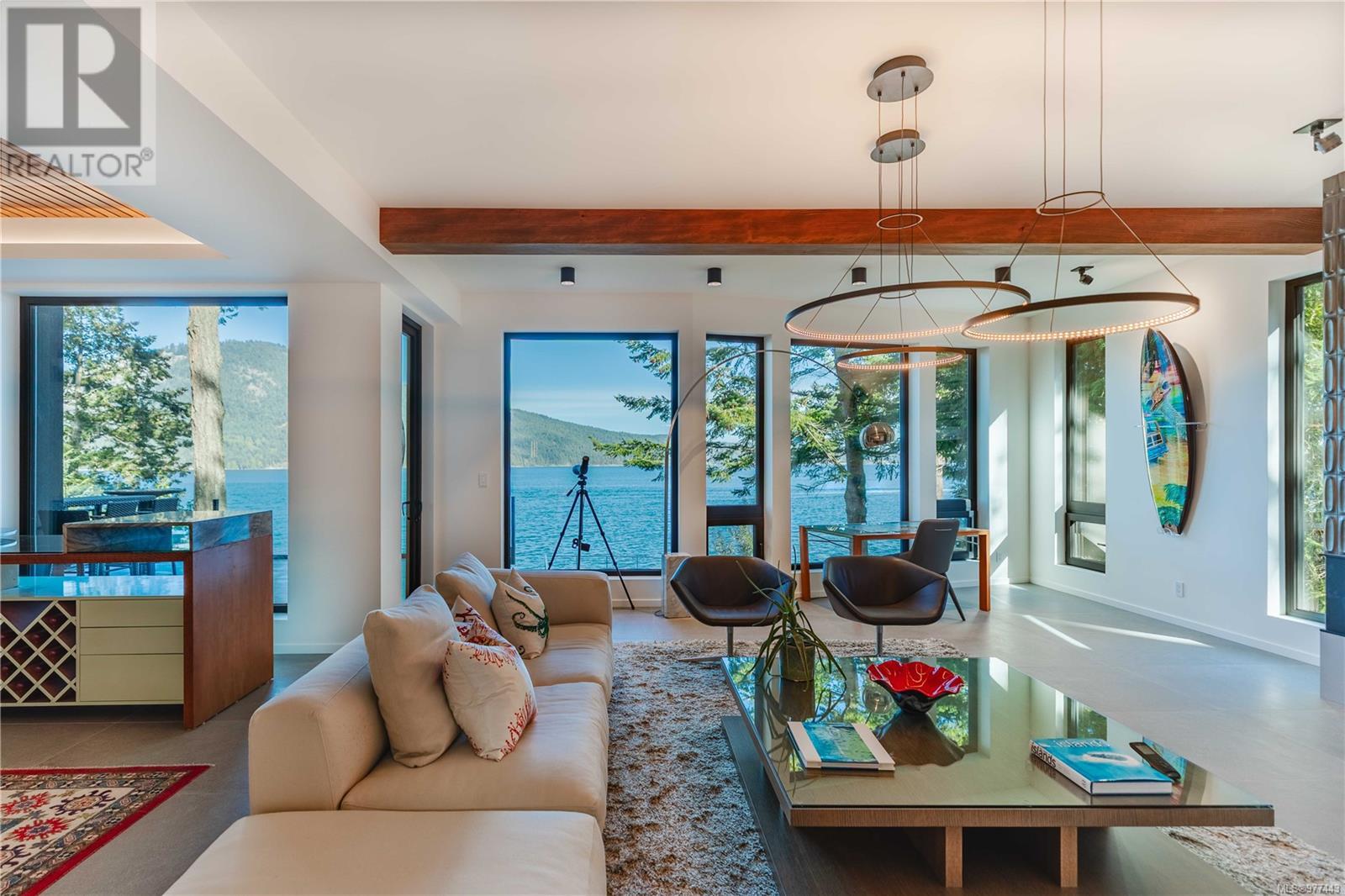  848 Lands End Road, North Saanich