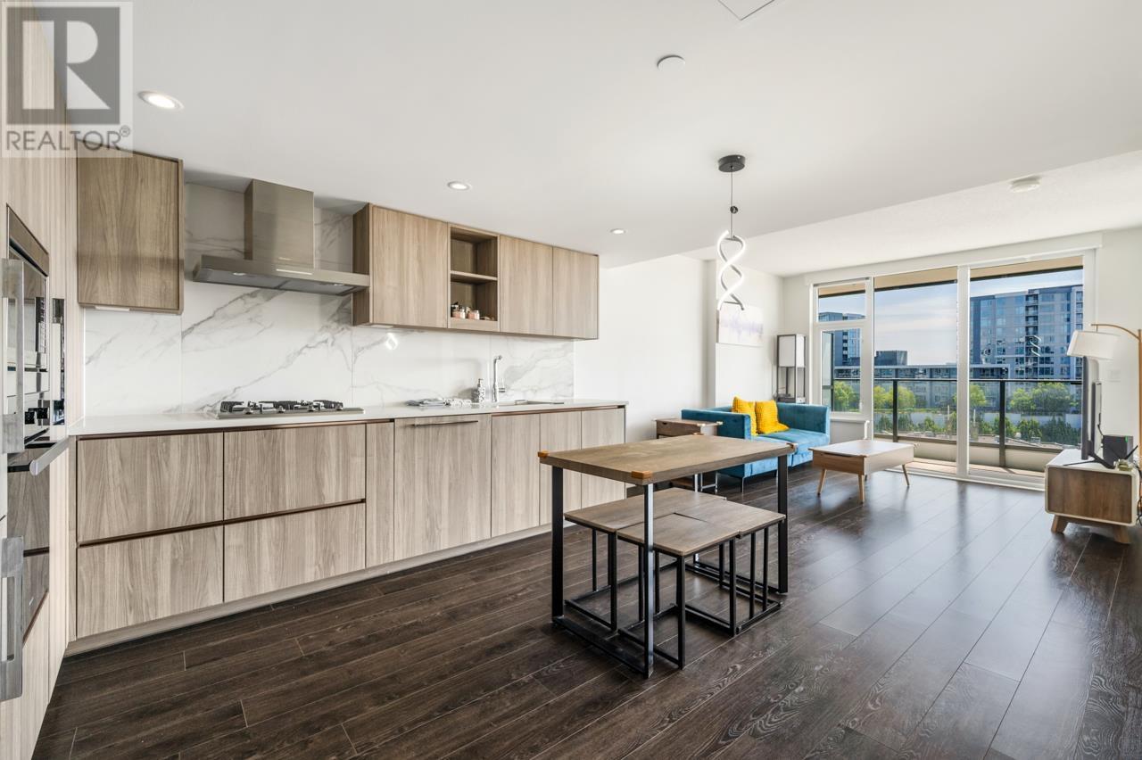 Photo 10 of 705 8555 Capstan Way, Richmond BC