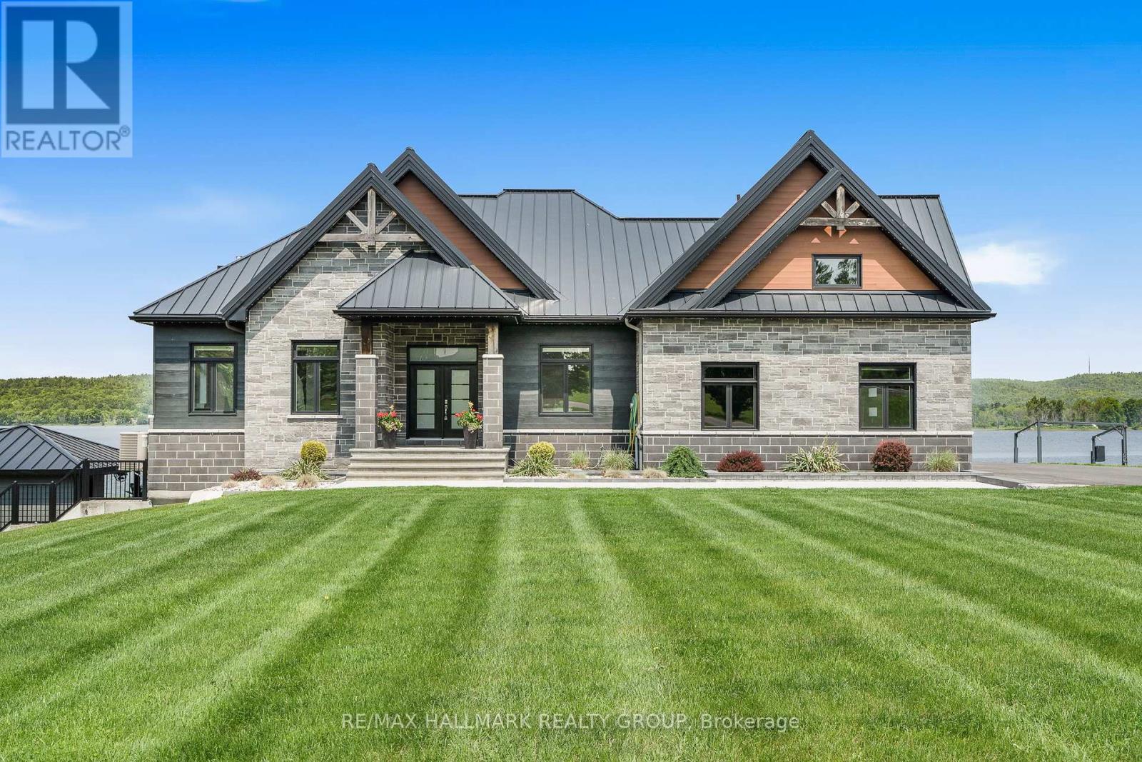 3795 CONCESSION 1 STREET - 1