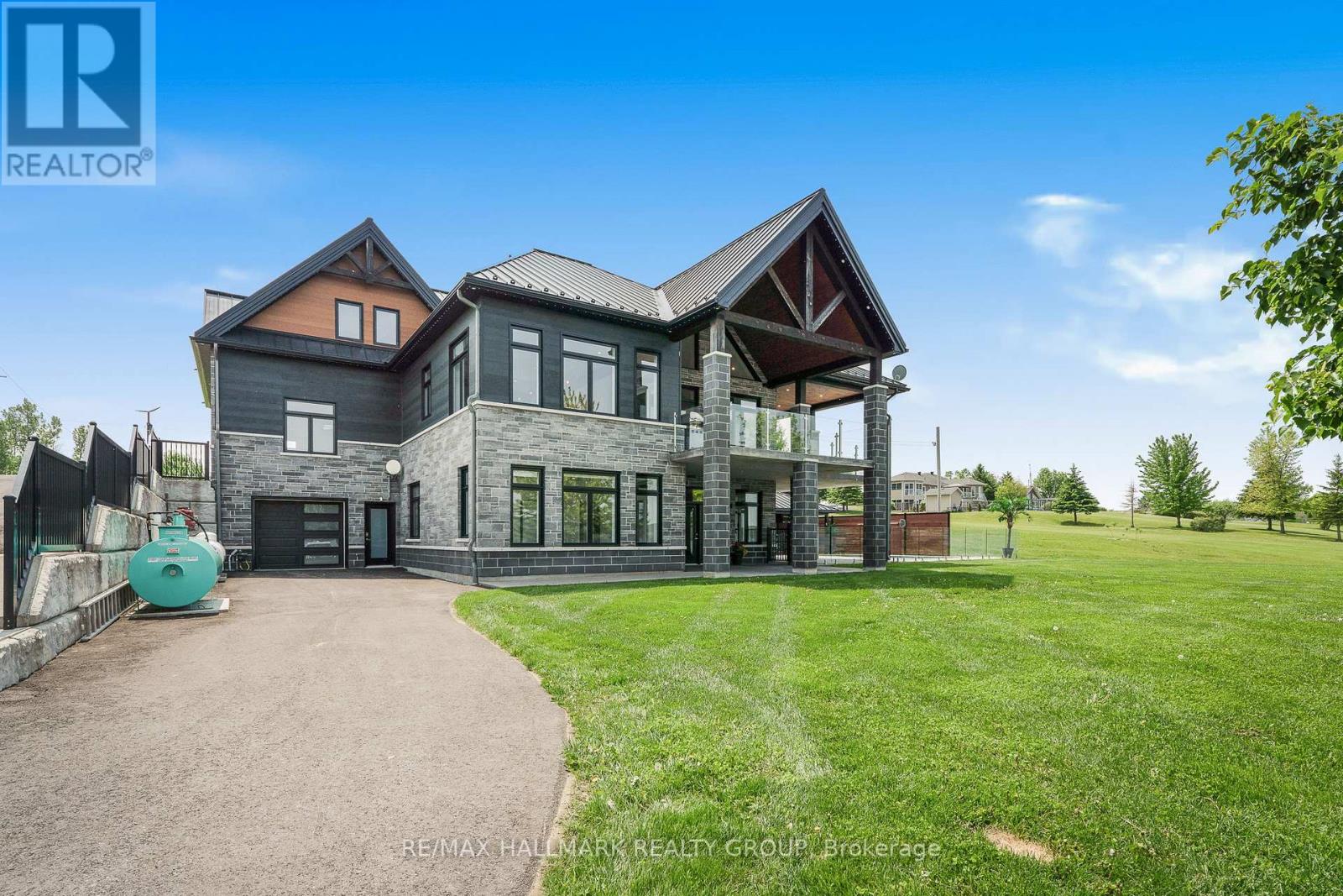 3795 CONCESSION 1 STREET - 5