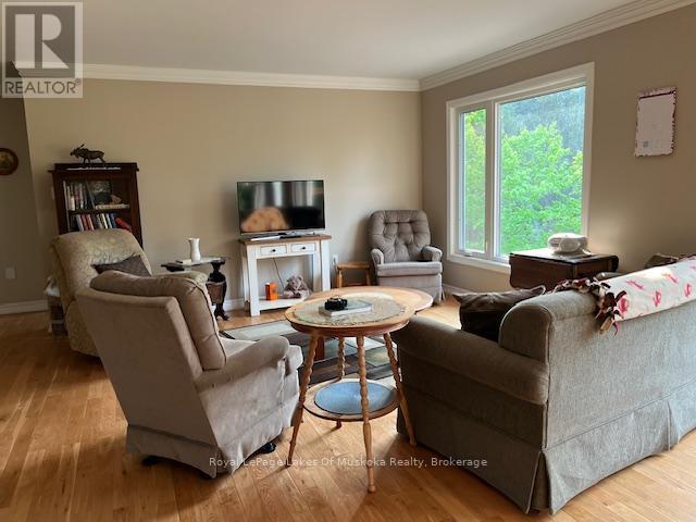 Photo 9 of 801 Sand Hill Road, South River ON
