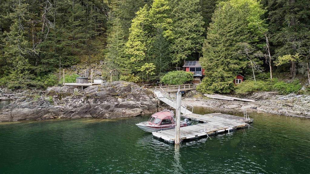 Photo 37 of 322 Echo Island Harrison Lake, Harrison Hot Springs BC