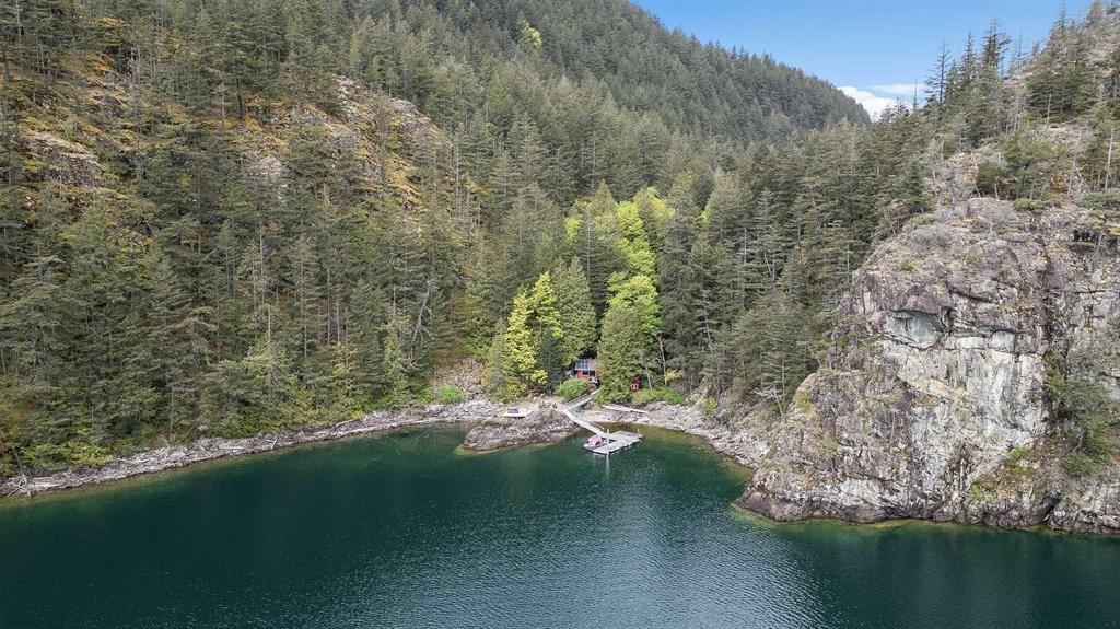 Photo 32 of 322 Echo Island Harrison Lake, Harrison Hot Springs BC