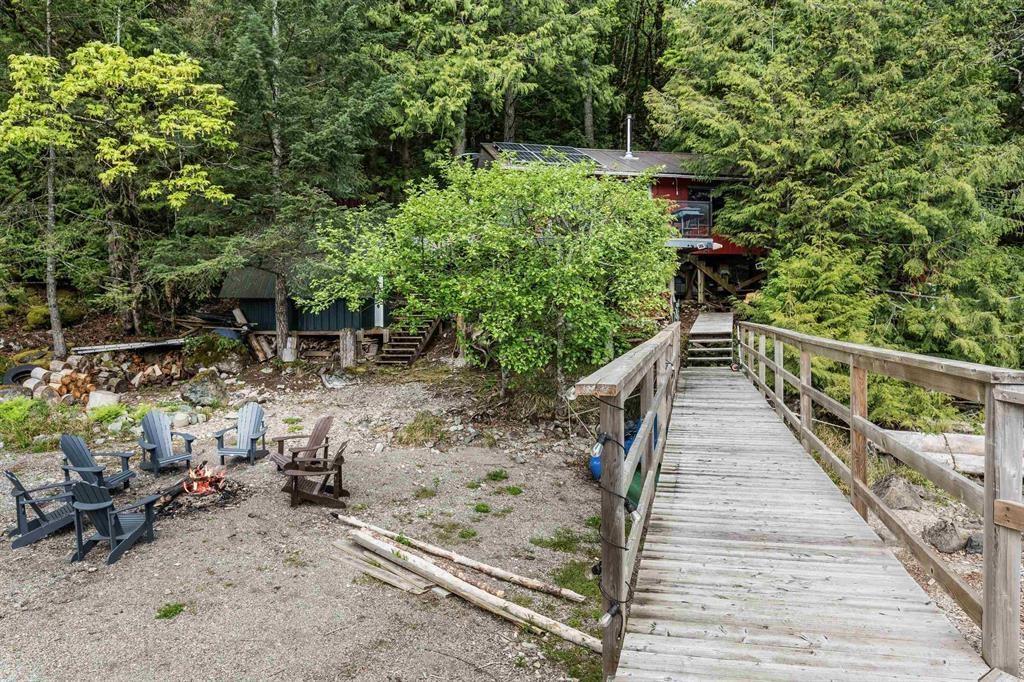 Photo 3 of 322 Echo Island Harrison Lake, Harrison Hot Springs BC