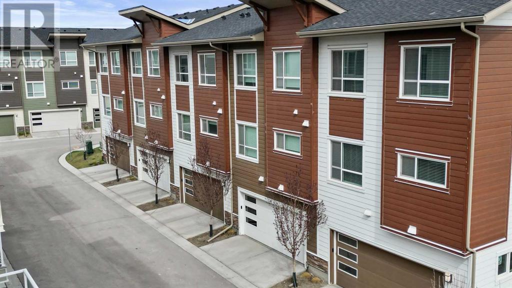 Single Family House for Sale in  Harvest Grove Walk NE Harvest Hills Calgary 