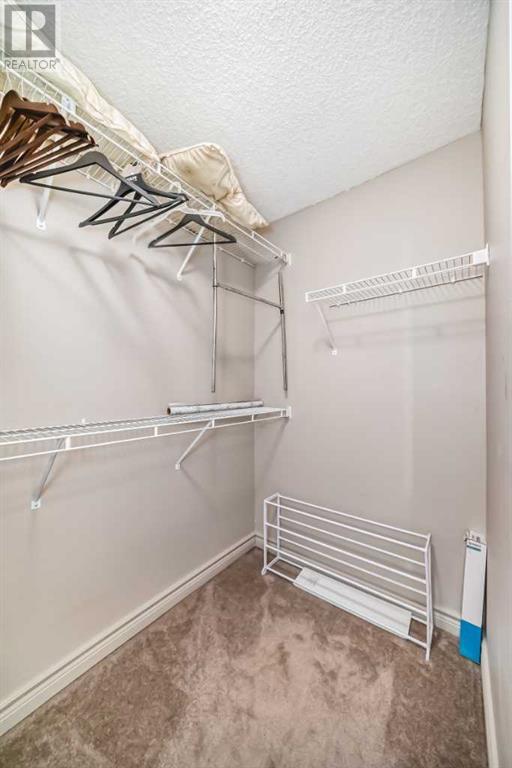 Single Family House for Sale in    Avenue SW Windsor Park Calgary 