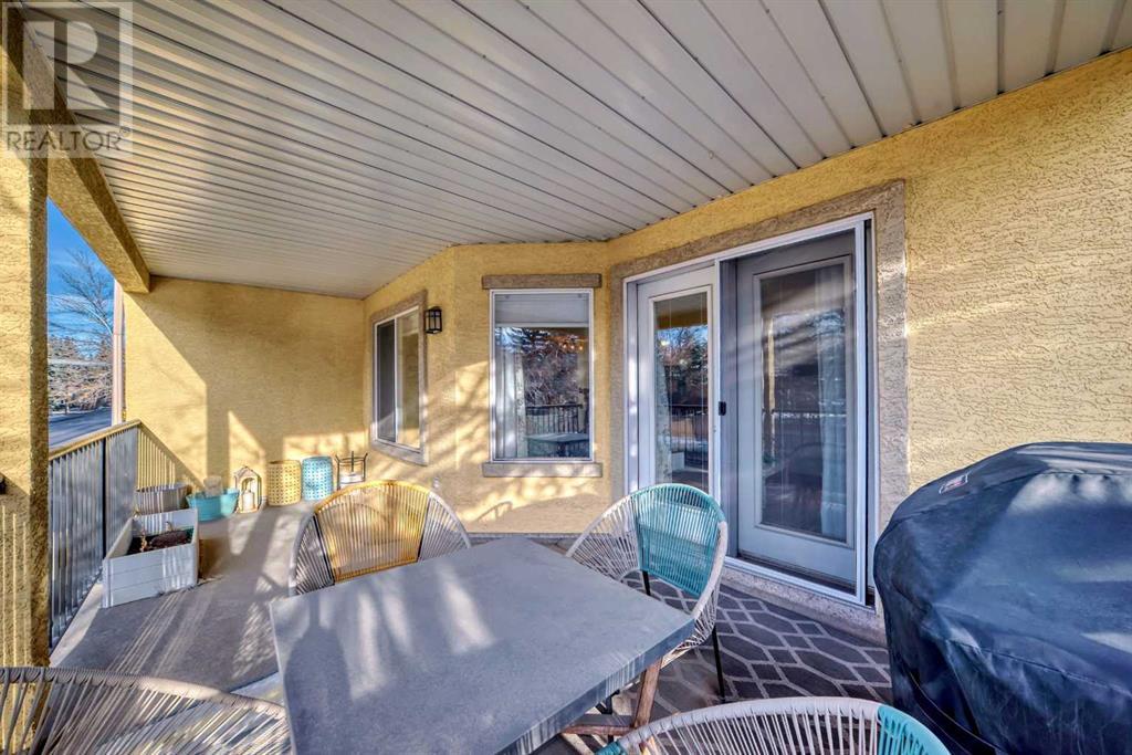 Single Family House for Sale in    Avenue SW Windsor Park Calgary 
