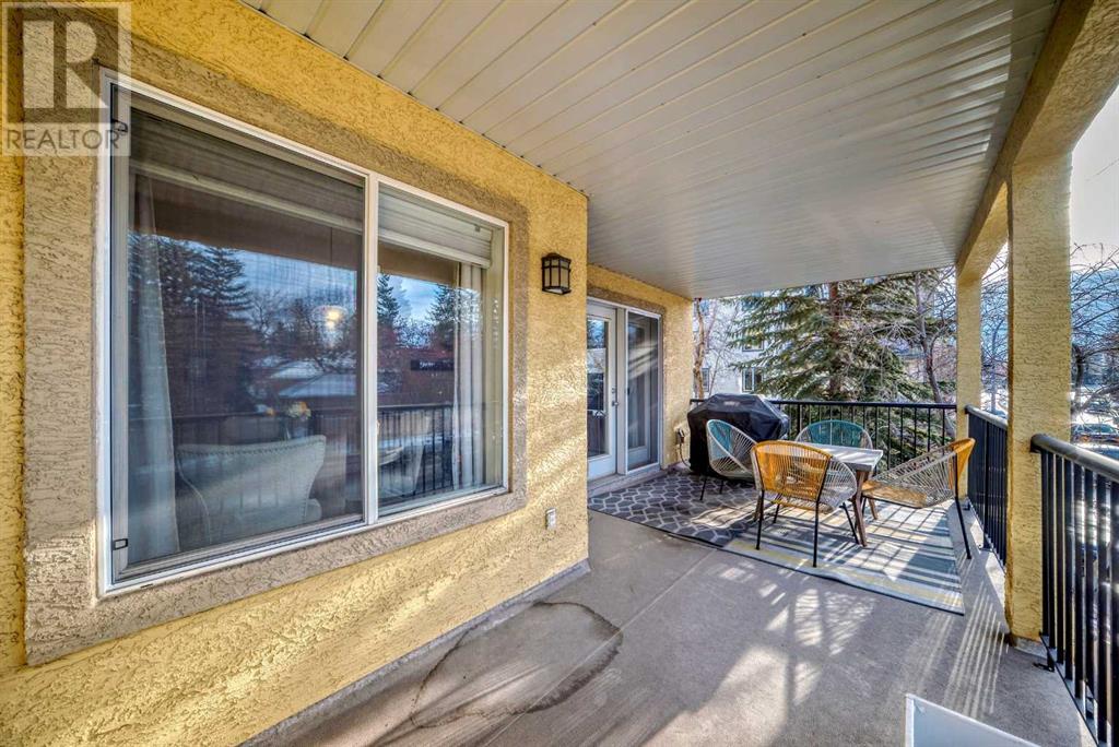 Single Family House for Sale in    Avenue SW Windsor Park Calgary 
