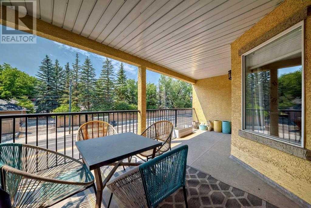 Single Family House for Sale in    Avenue SW Windsor Park Calgary 
