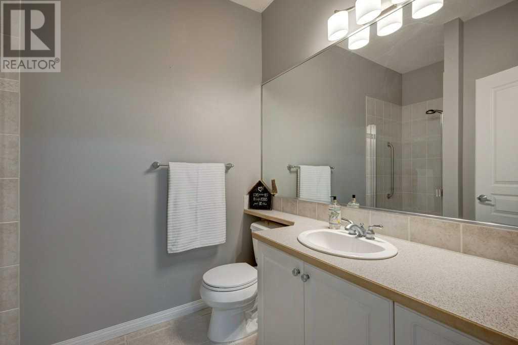 Single Family House for Sale in   Lake Fraser Green SE Lake Bonavista Calgary 