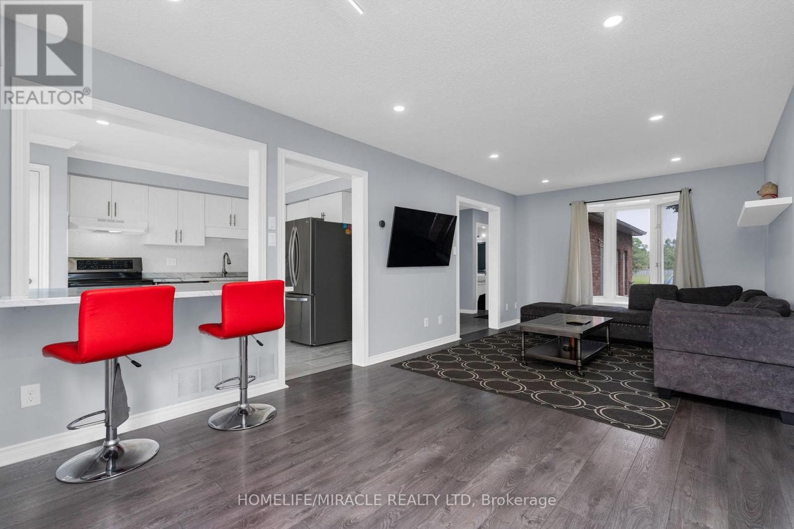 Single Family House for Sale in  LIVINGSTONE STREET W Barrie (Northwest) 