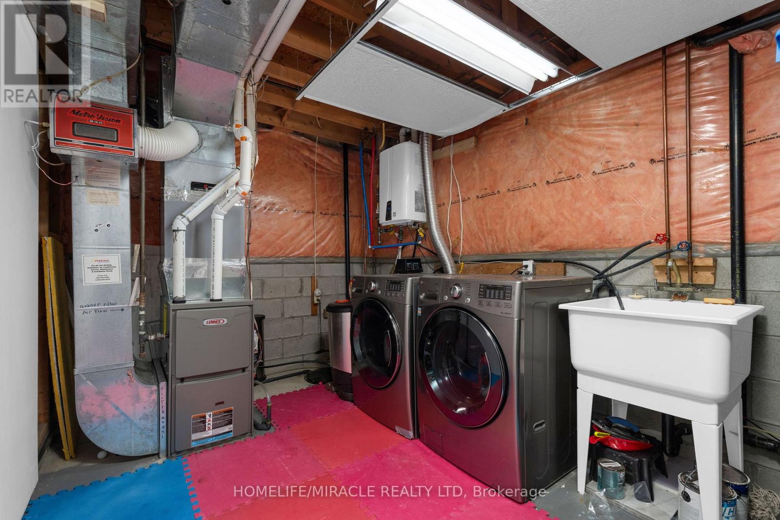 Single Family House for Sale in  LIVINGSTONE STREET W Barrie (Northwest) 