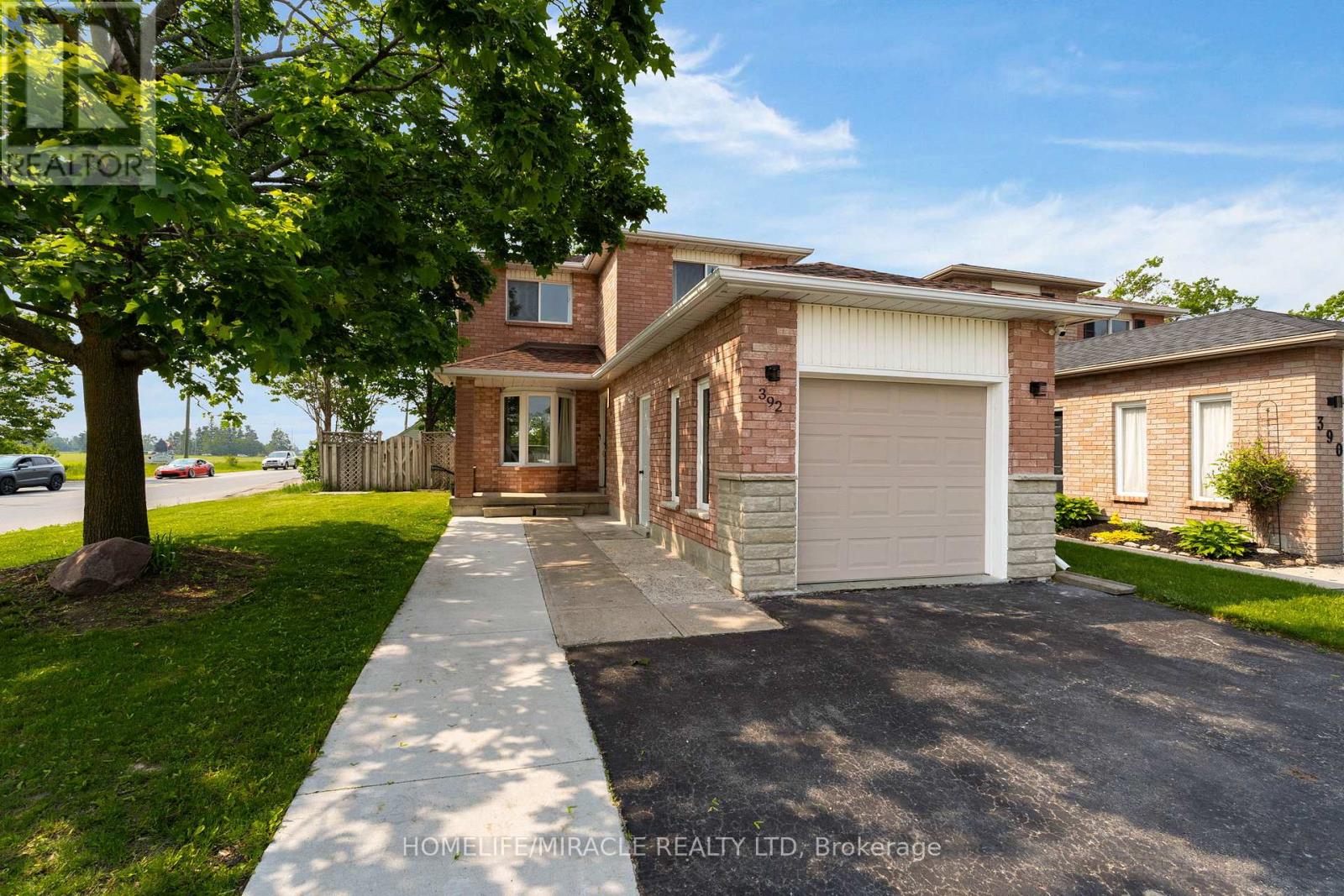 392 LIVINGSTONE STREET W, Barrie (Northwest), Ontario