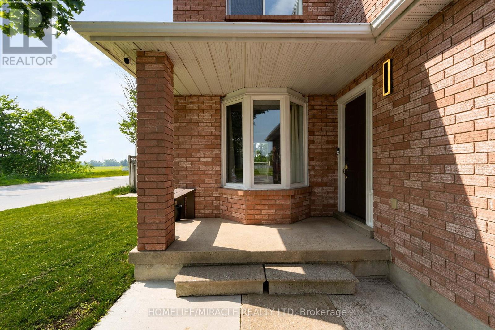 Single Family House for Sale in  LIVINGSTONE STREET W Barrie (Northwest) 