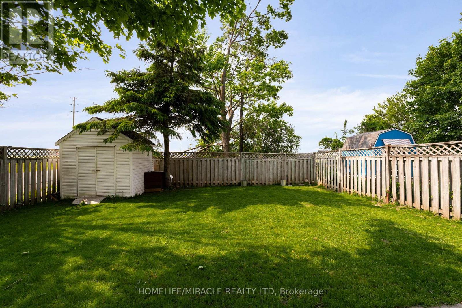 Single Family House for Sale in  LIVINGSTONE STREET W Barrie (Northwest) 