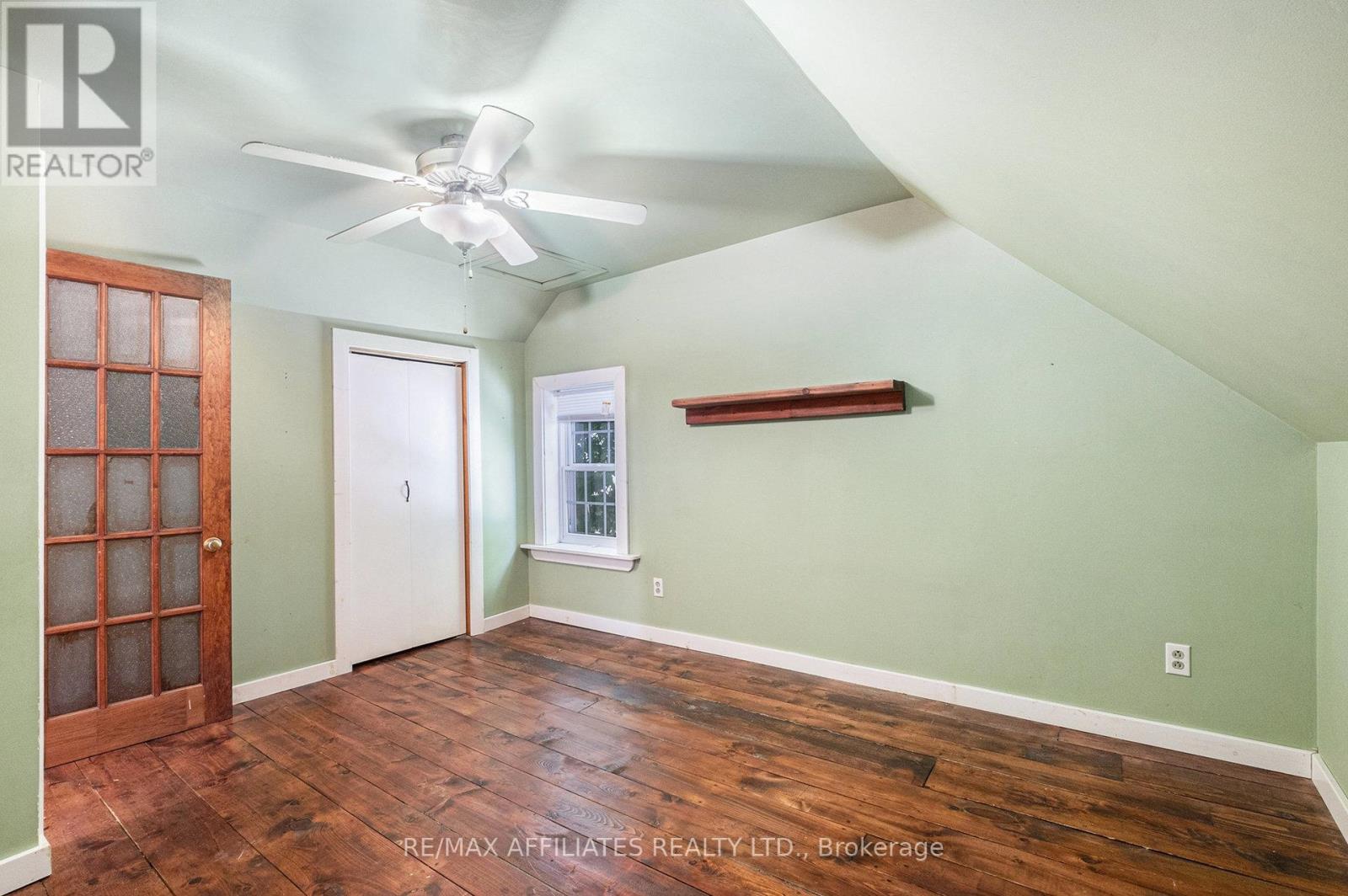 Photo 27 of 122 Chambers Street, Smiths Falls ON
