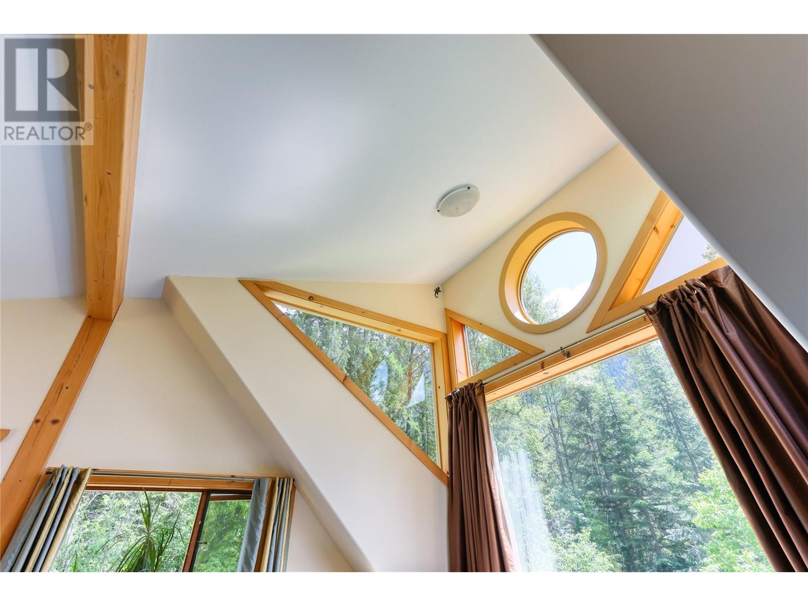Photo 23 of 926 Wildhorse Creek Road, Ymir BC