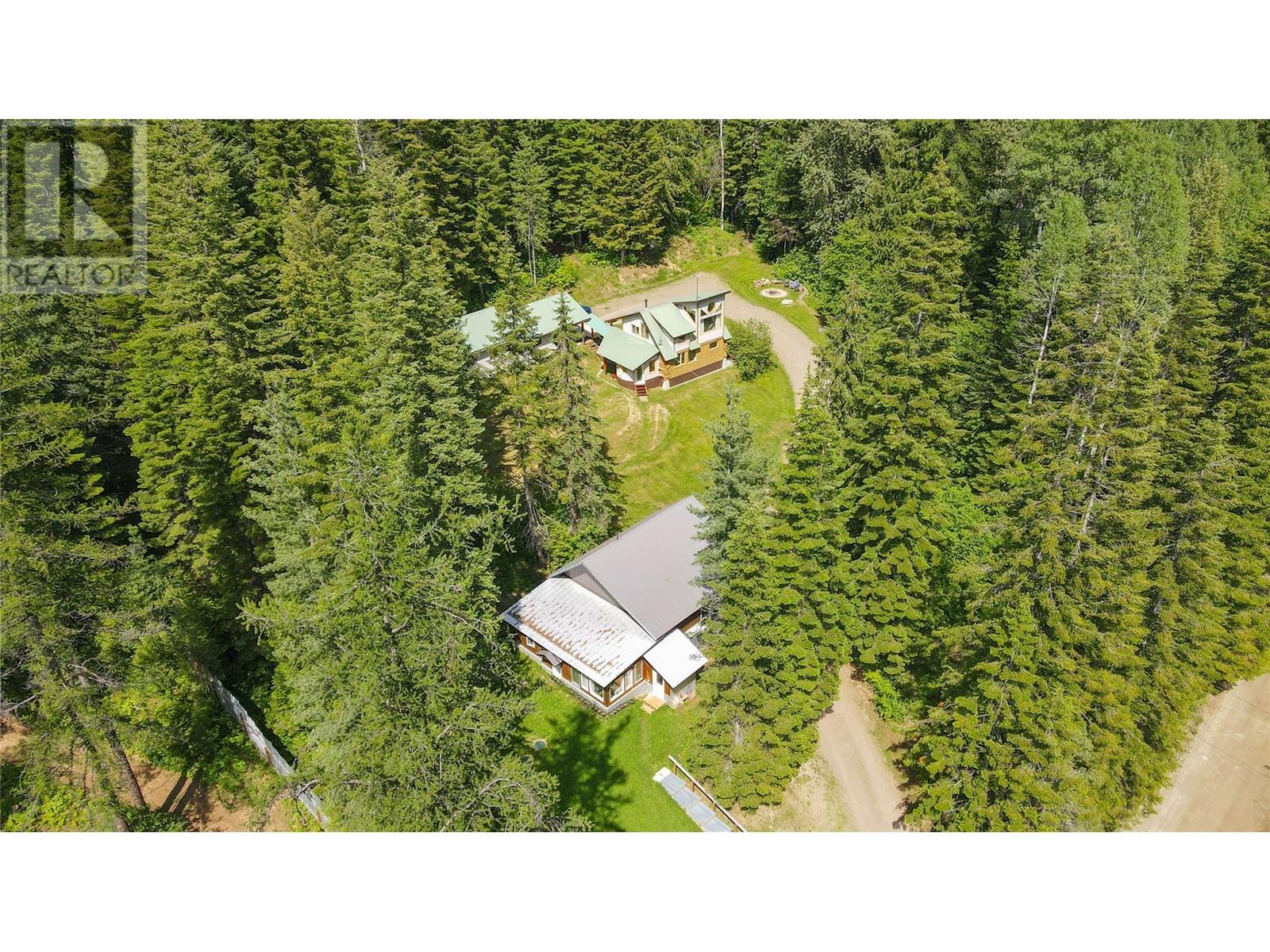 Photo 5 of 926 Wildhorse Creek Road, Ymir BC