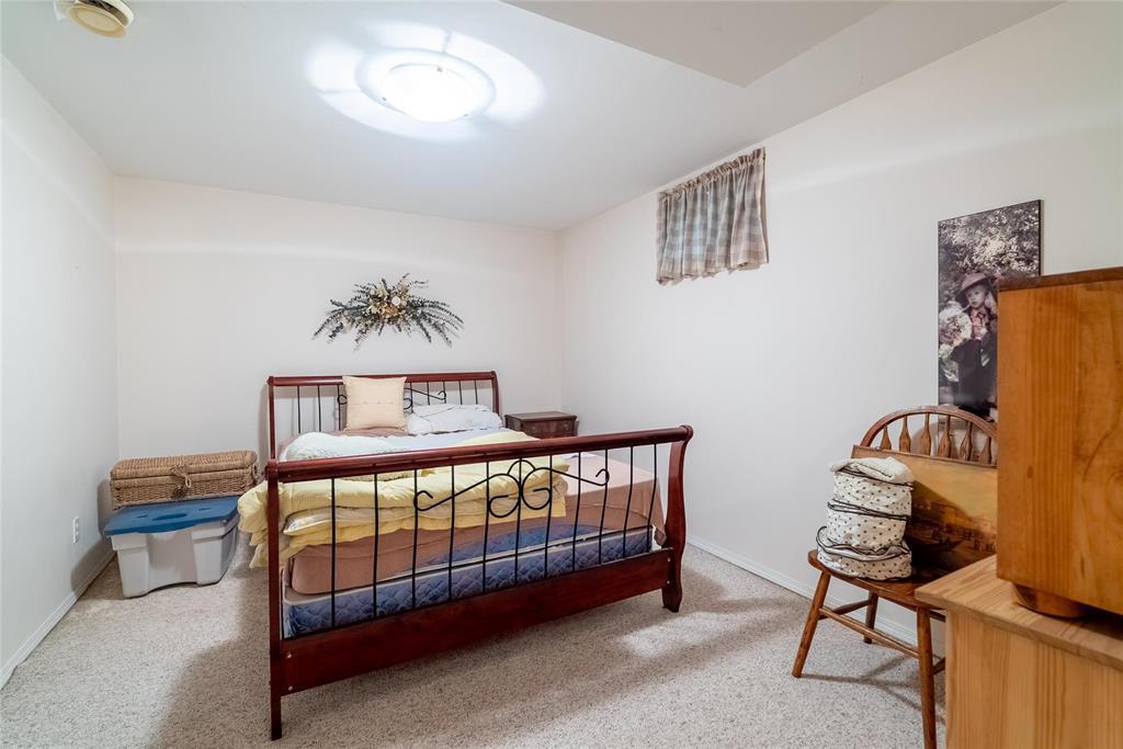 Photo 11 of 3300 Raleigh Street, Winnipeg MB
