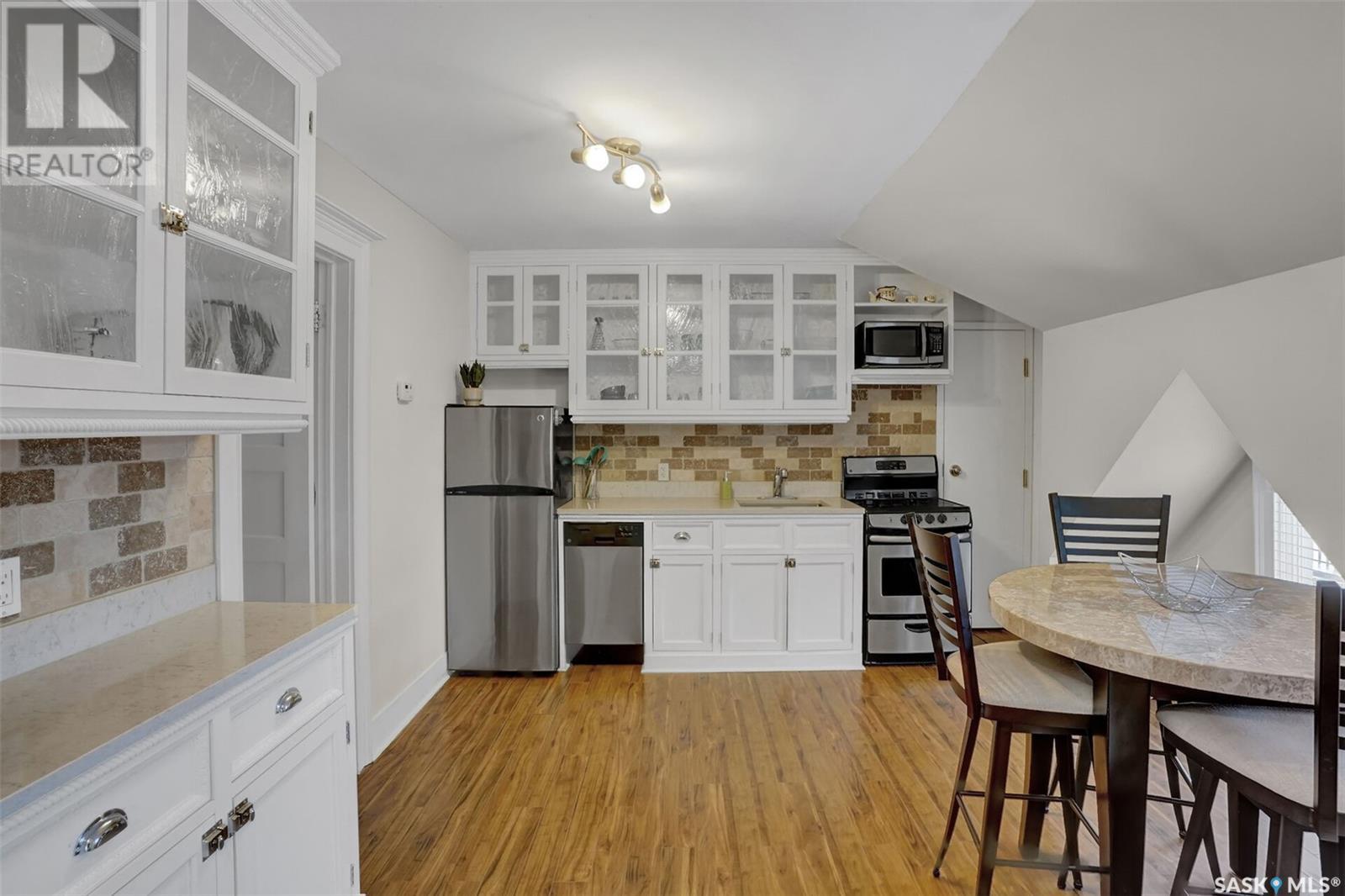 Photo 11 of 2216 Lorne Street, Regina SK
