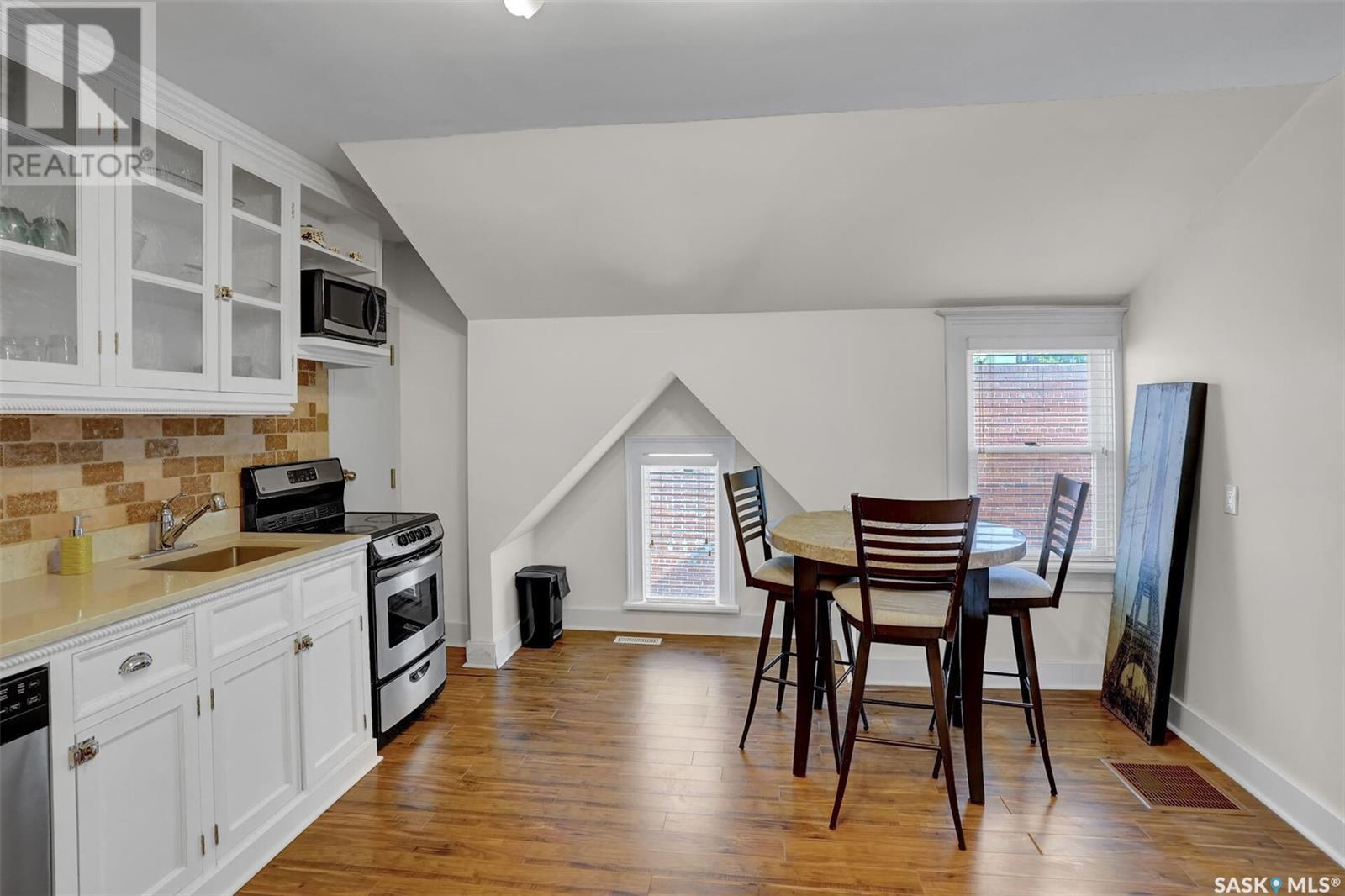 Photo 23 of 2216 Lorne Street, Regina SK