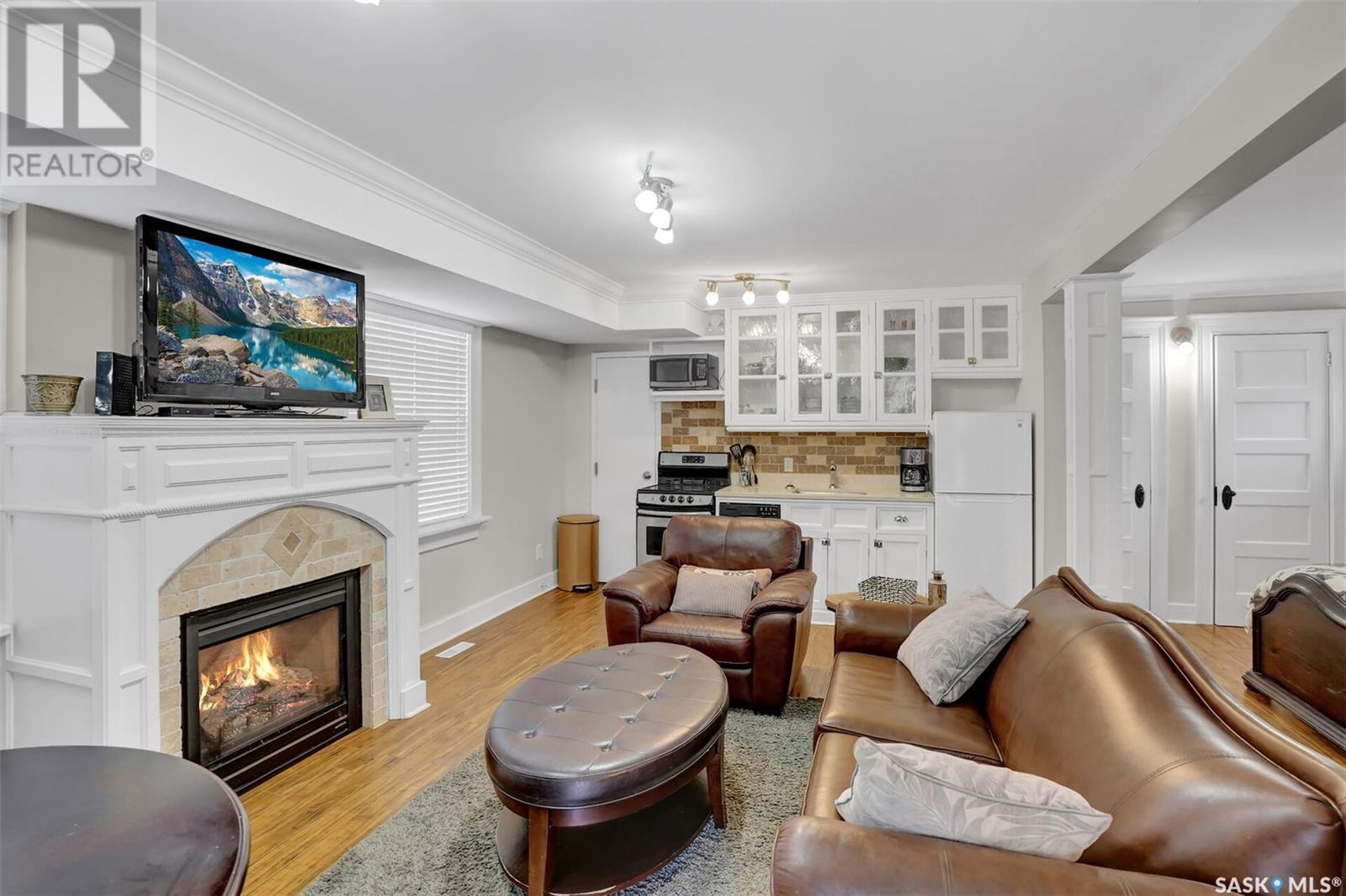 Photo 37 of 2216 Lorne Street, Regina SK