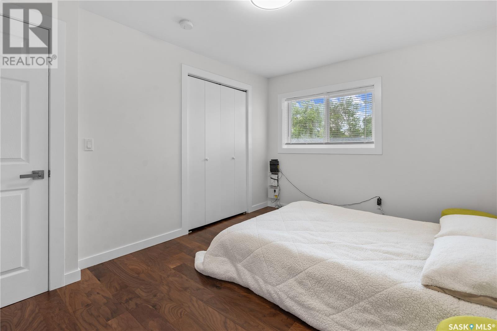 Photo 13 of 512 18th Avenue E, Regina SK