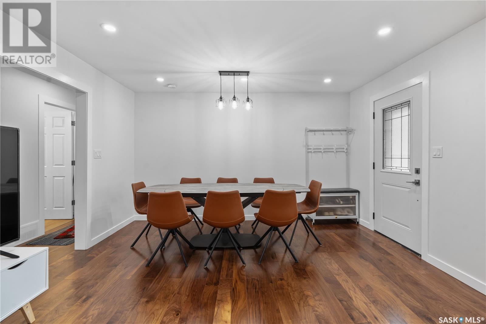 Photo 6 of 512 18th Avenue E, Regina SK