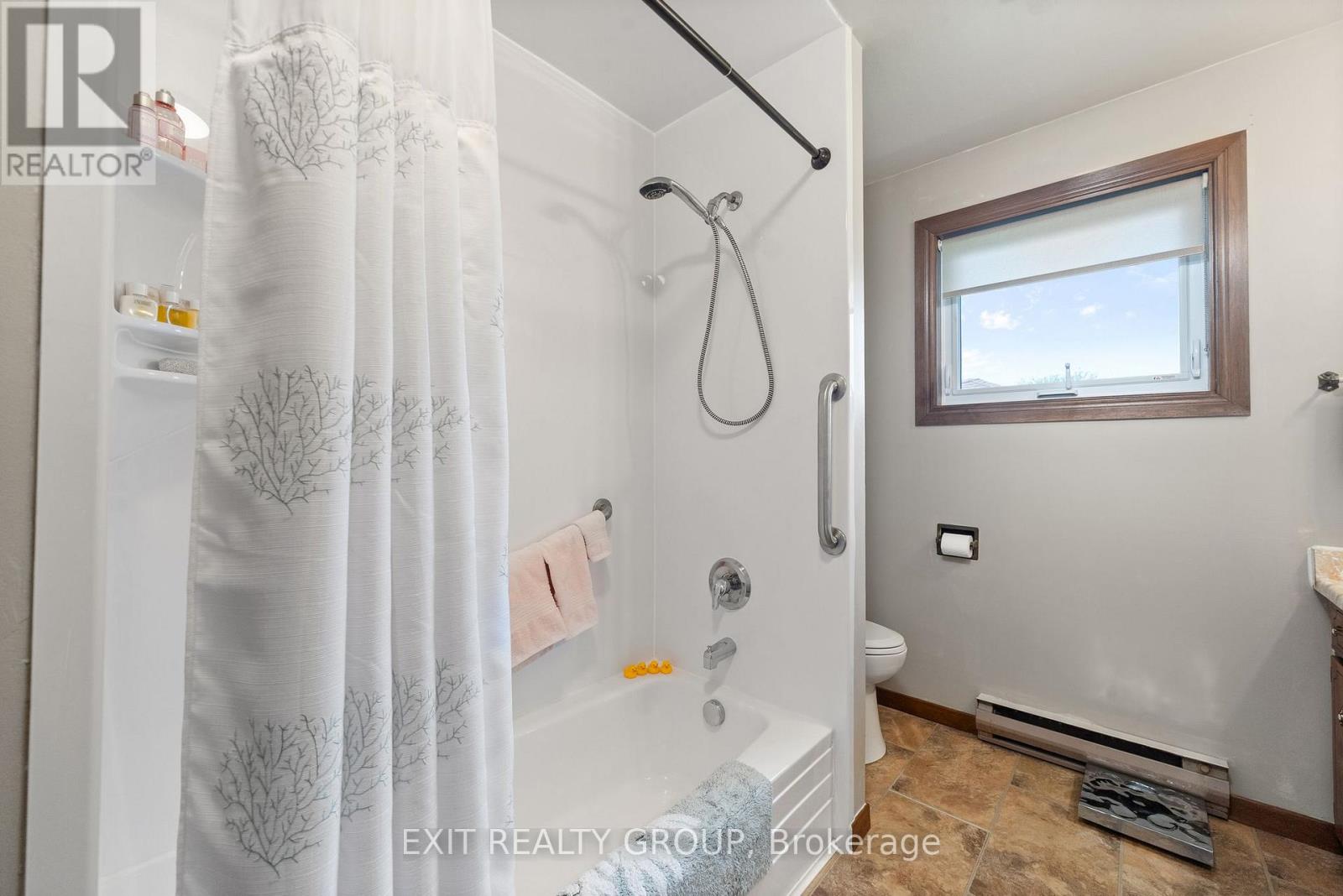 Photo 11 of 16 Queen Street W, Brighton ON