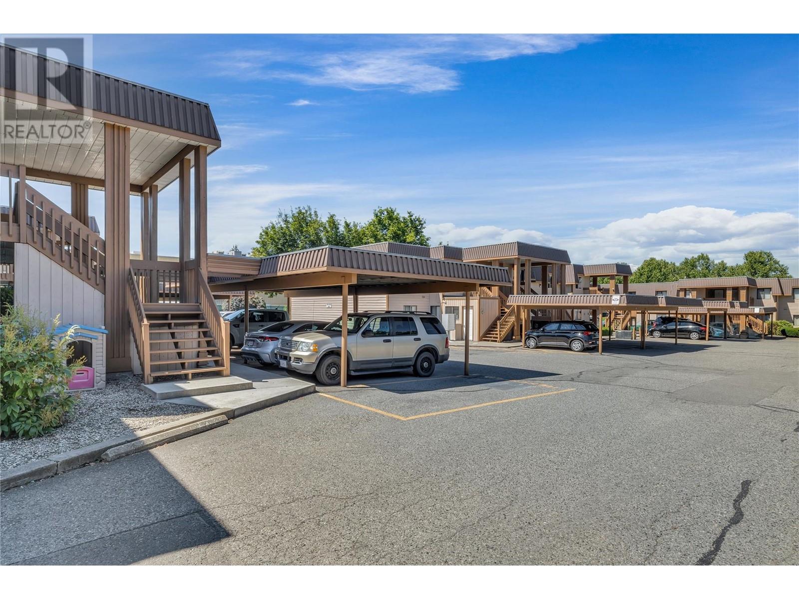  880 Badke Road, Kelowna