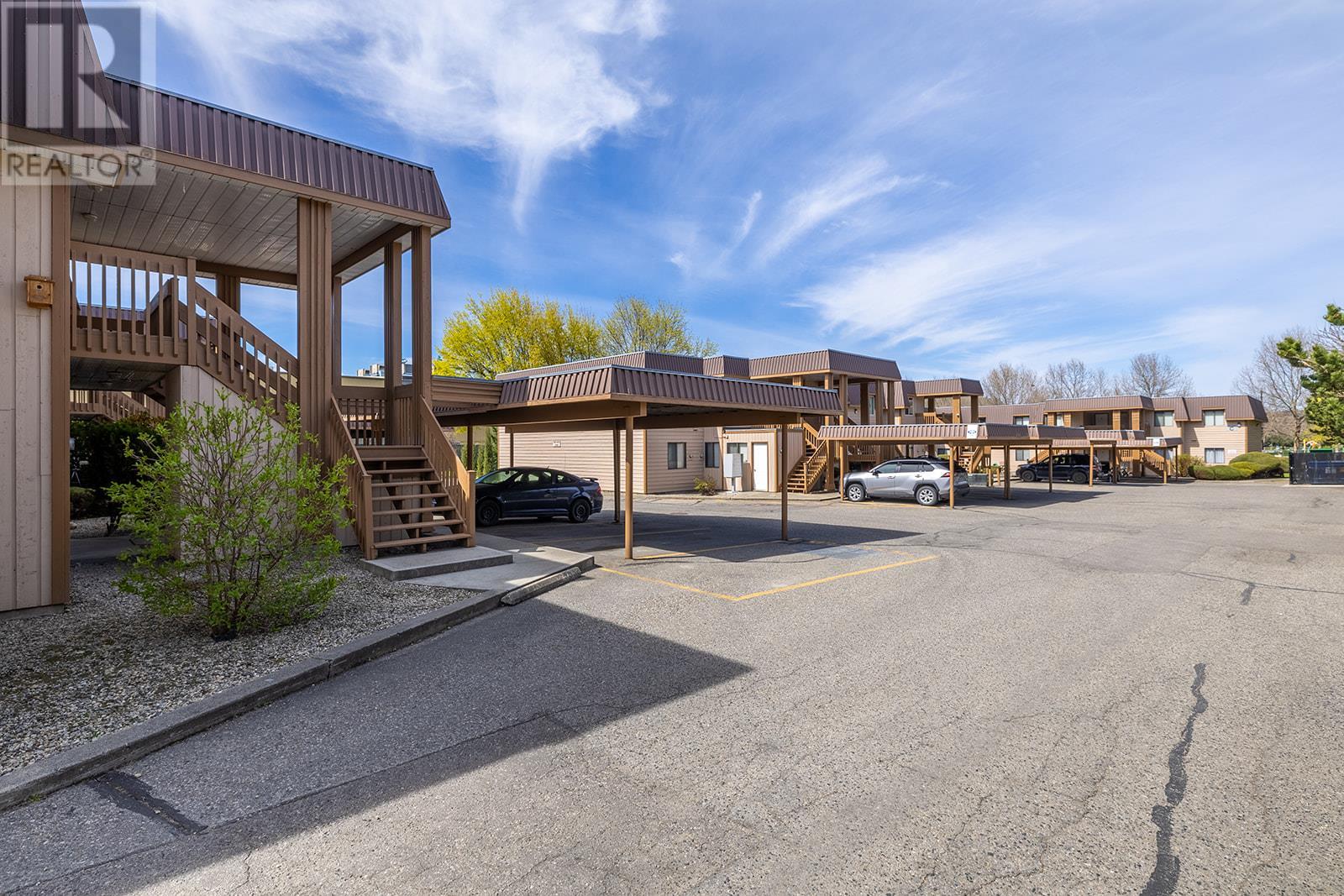  880 Badke Road, Kelowna