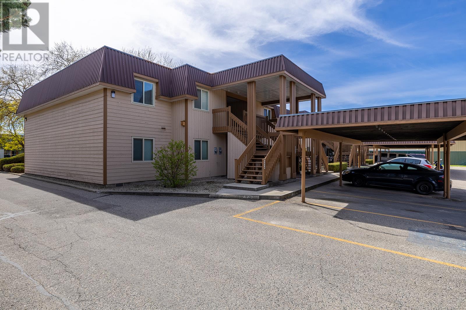  880 Badke Road, Kelowna