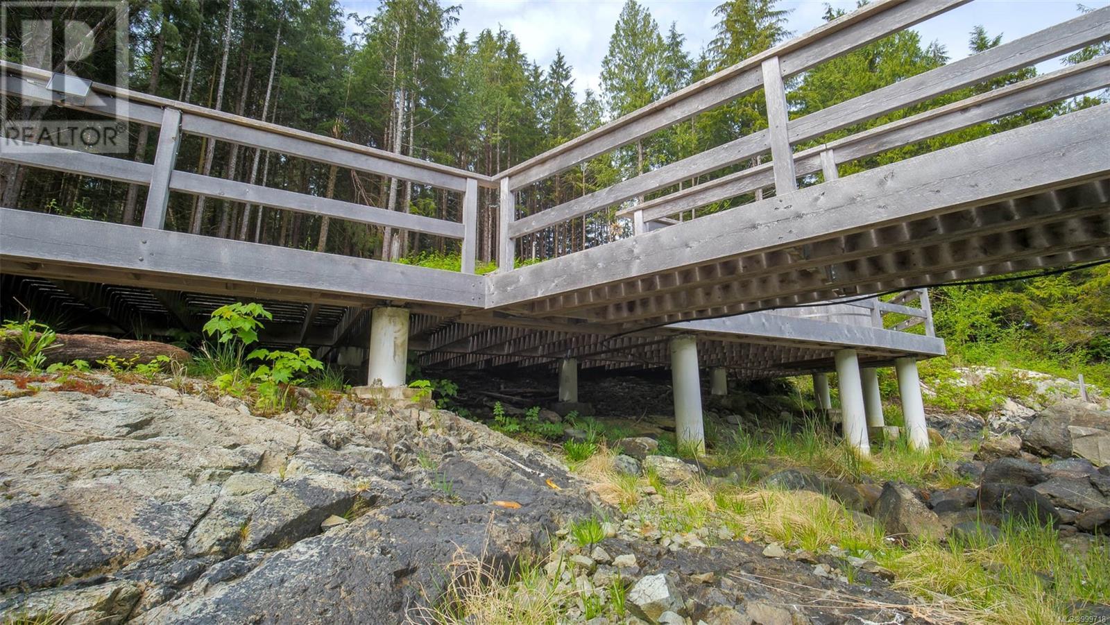 Lot E Cheeyah Island, Bamfield