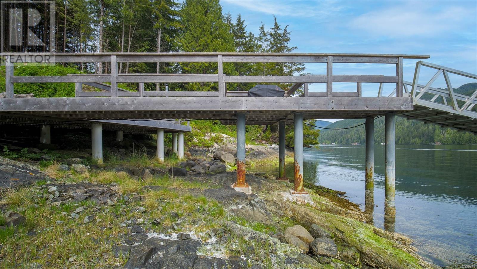 Lot E Cheeyah Island, Bamfield