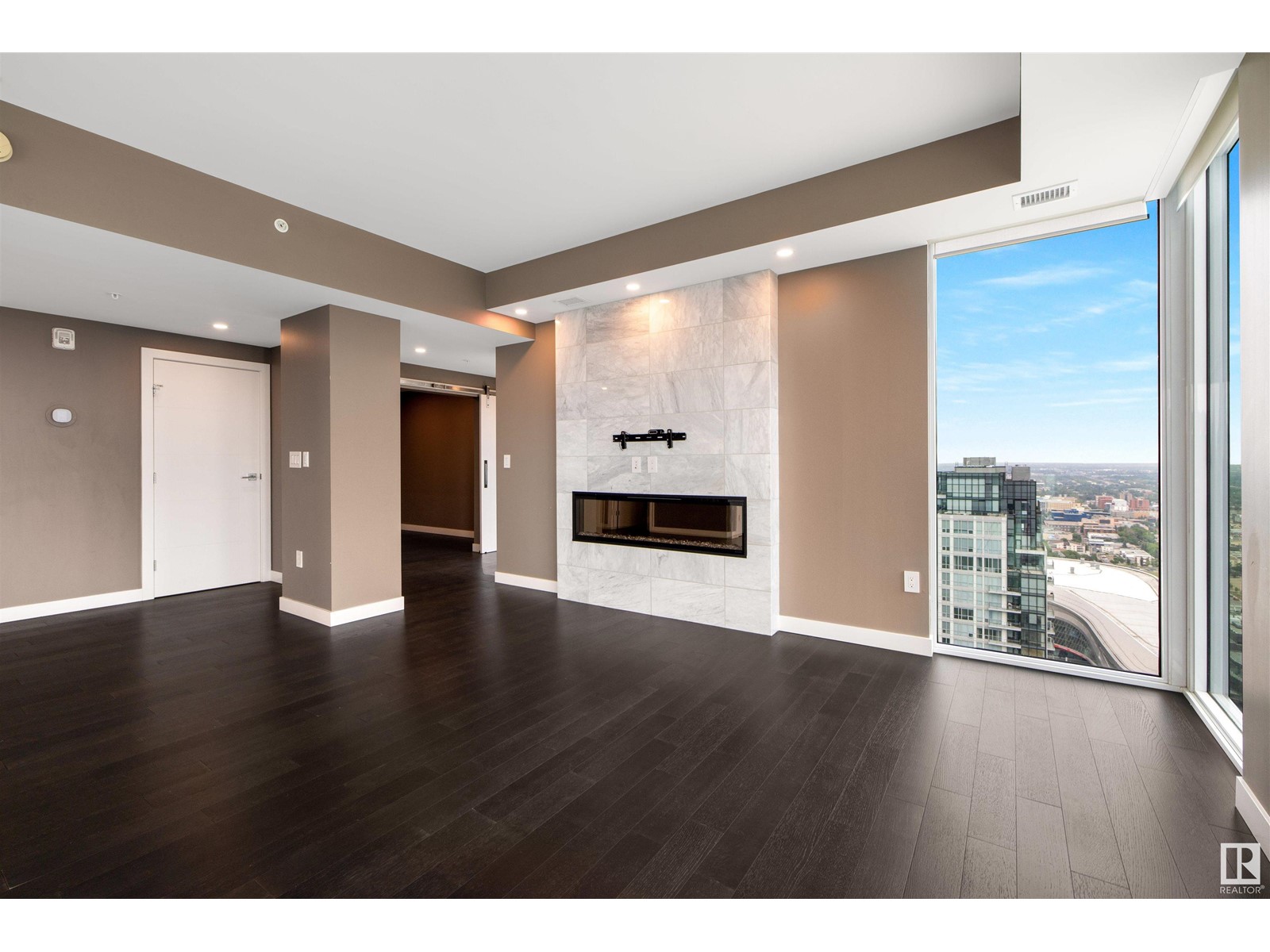 #3802 10180 103 ST NW - 7