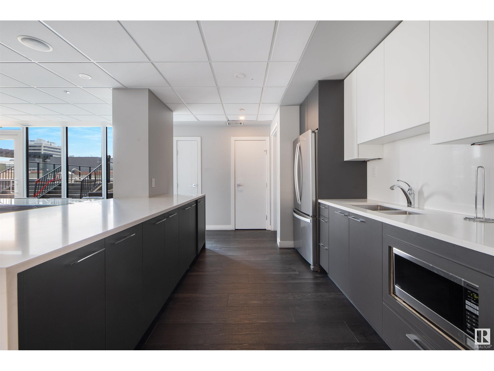 #3802 10180 103 ST NW - 30