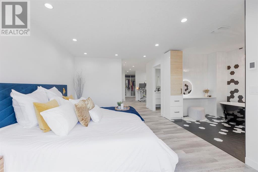Single Family House Bi-level for Sale in  Millrise Drive SW Millrise Calgary 